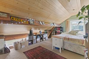 Photo 18- click for photo gallery